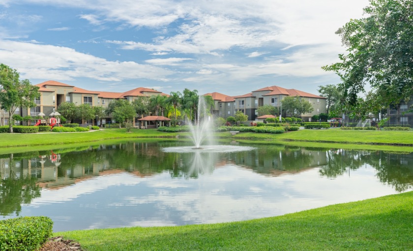 a fountain in a pond